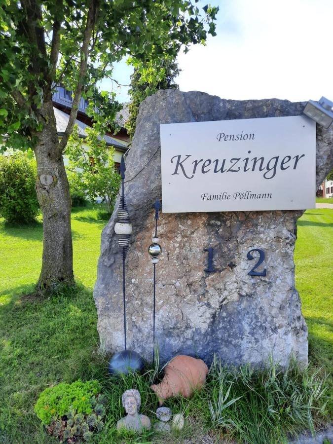 Pension Kreuzinger, 5310 Tiefgraben Exterior photo